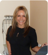 Nadia Bertrand (Esthéticienne) :